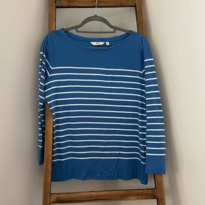 Vineyard Vine’s Sweater